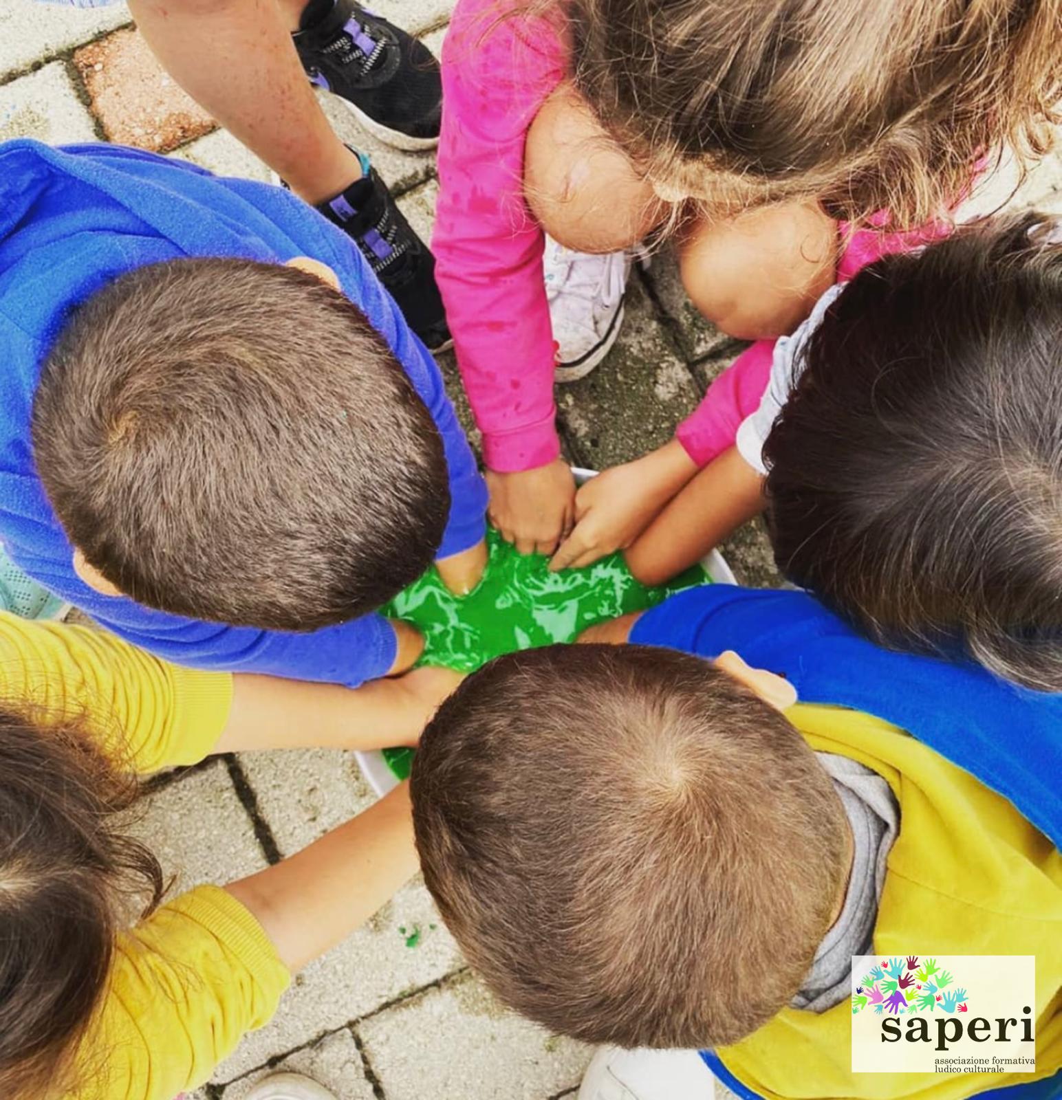 Laboratori Nelle Scuole – Associazione Saperi